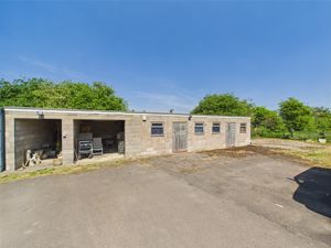 Stables- click for photo gallery